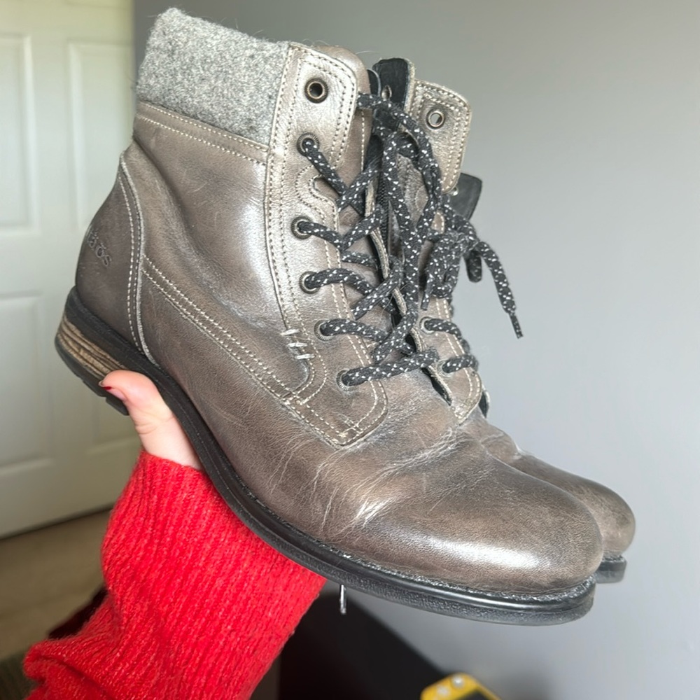 Taos Grey Cutie Boots Size 39